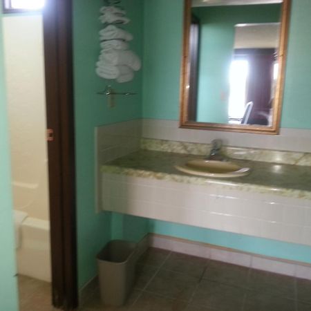 Gray Plaza Motel West Frankfort Zewnętrze zdjęcie