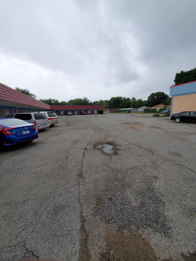 Gray Plaza Motel West Frankfort Zewnętrze zdjęcie