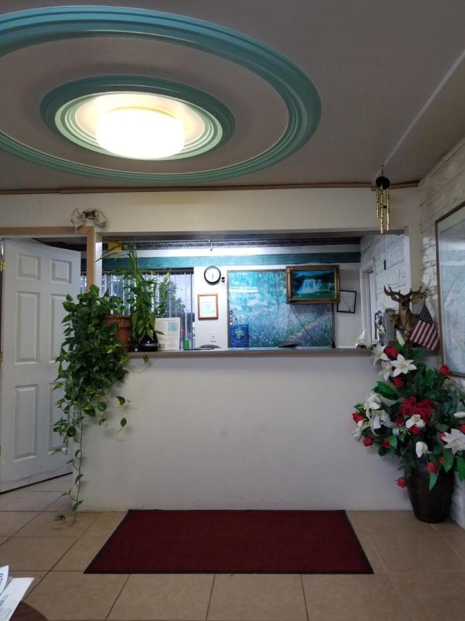 Gray Plaza Motel West Frankfort Zewnętrze zdjęcie
