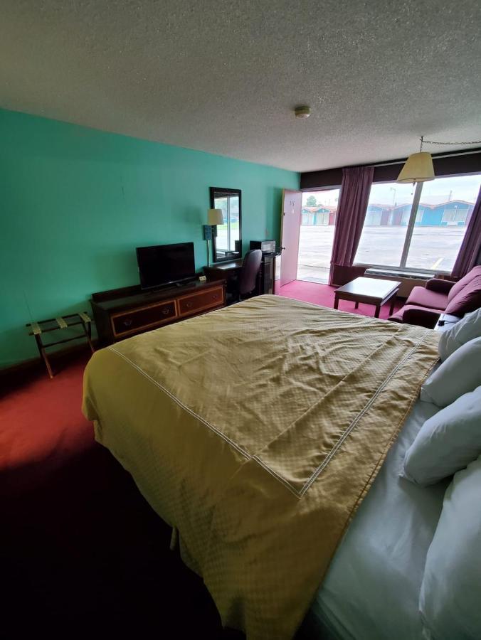Gray Plaza Motel West Frankfort Zewnętrze zdjęcie